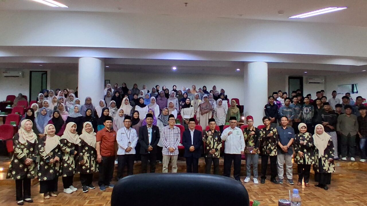 ACARA SEMINAR HARI SANTRI NASIONAL”MODEL EKOPESANTREN:SOLUSI PENDIDIKAN BERKELANJUTAN UNTUK MASA DEPAN”